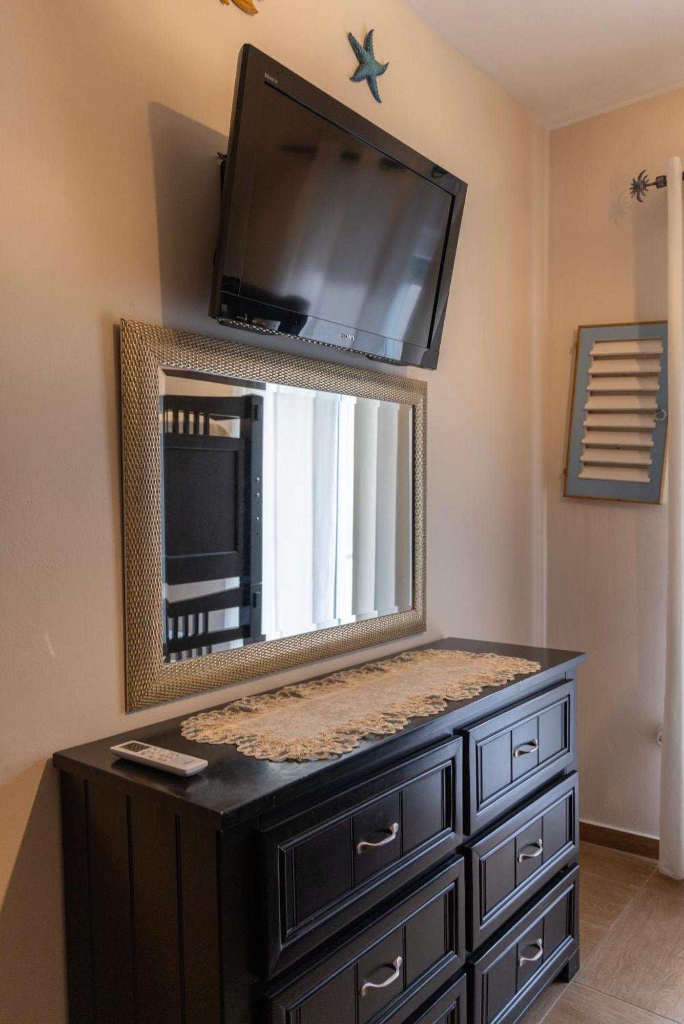 Limani Lux Apartments Karpathos Bilik gambar